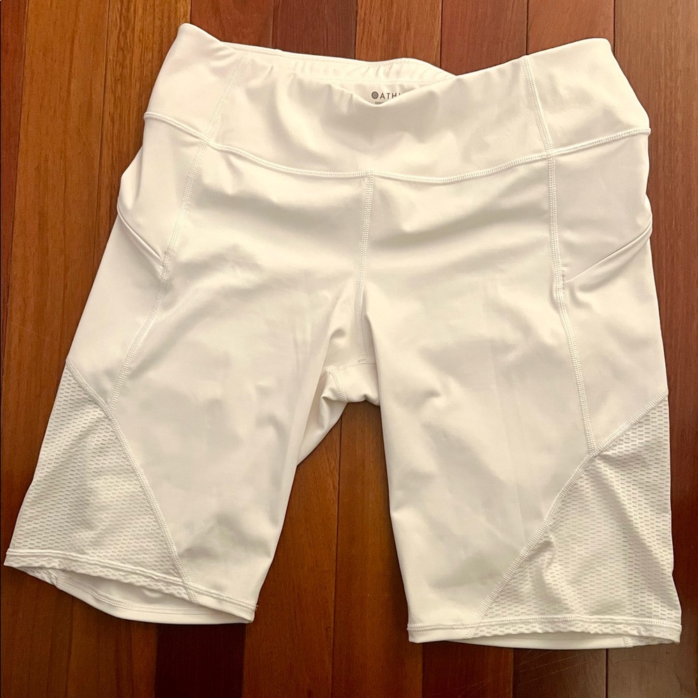 Athleta large tall, contender bike shorts with pockets. Worn one time.